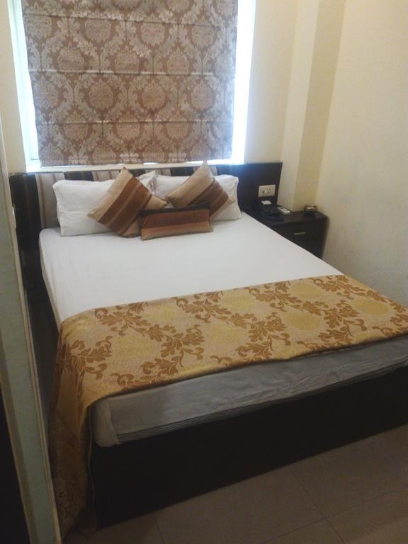 Hotel The Rio Haridwār Esterno foto